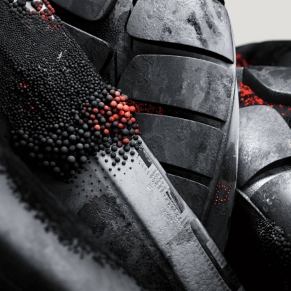 COMPR-ENV_CARBON_CLOSE_STILL-12k